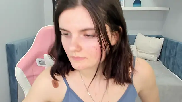 Snapshot of CharlotteMitchell chatting on February 10, 2:26 pm CharlotteMitchell online show from February 10, 2:26 pm
