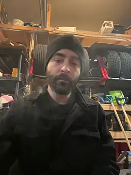 Snapshot of Faded-Solo chatting on March 11, 11:55 pm Faded-Solo online show from March 11, 11:55 pm