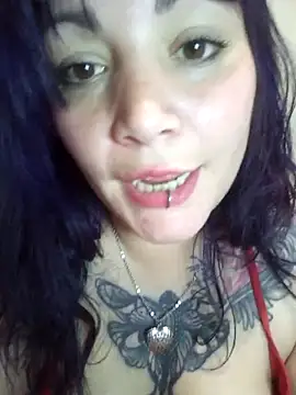 Snapshot of Miss_Amelie chatting on February 22, 7:01 am Miss Amelie online show from February 22, 7:01 am