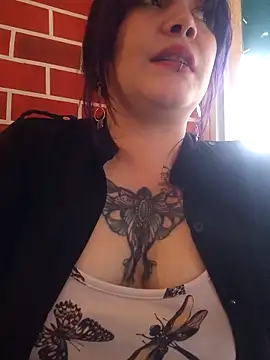 Snapshot of Miss_Amelie chatting on March 5, 10:43 pm Miss Amelie online show from March 5, 10:43 pm