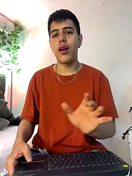 Snapshot of Angel_Khouri chatting on September 18, 2:57 am Angel Khouri online show from September 18, 2:57 am