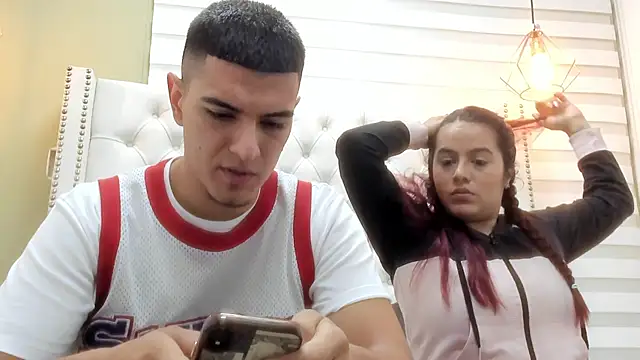 DAVID VICTORIAA online show from October 6, 12:57 pm