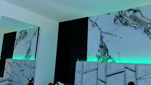 Snapshot of daniiphoeniixx chatting on September 19, 7:14 pm daniiphoeniixx online show from September 19, 7:14 pm