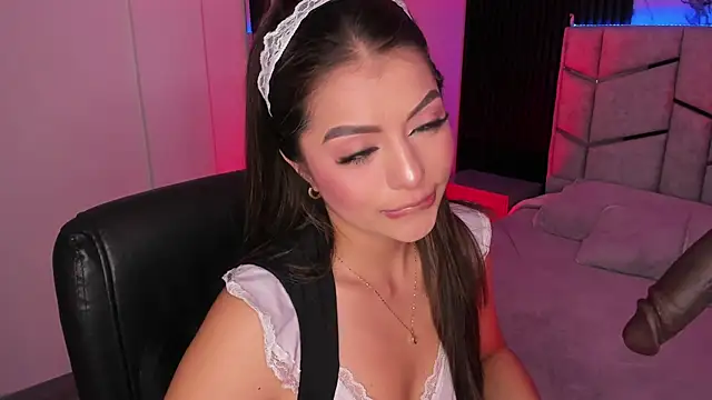 daniiphoeniixx online show from November 20, 7:46 pm