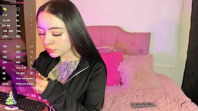 alanna love01 online show from January 5, 2:06 am