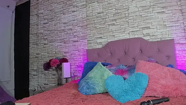 alanna love01 online show from September 11, 1:28 am