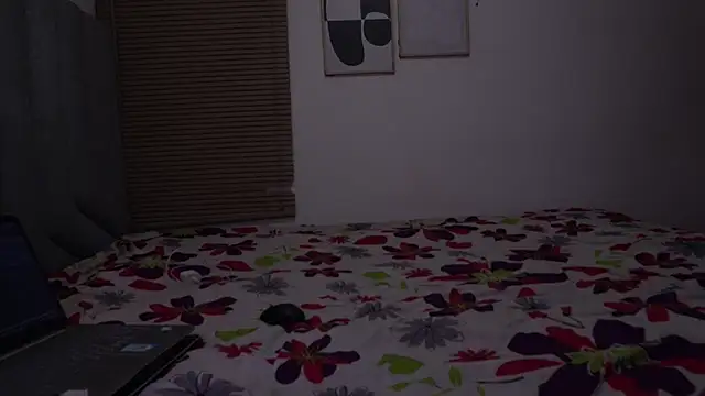 womantall99 online show from March 26, 1:28 pm