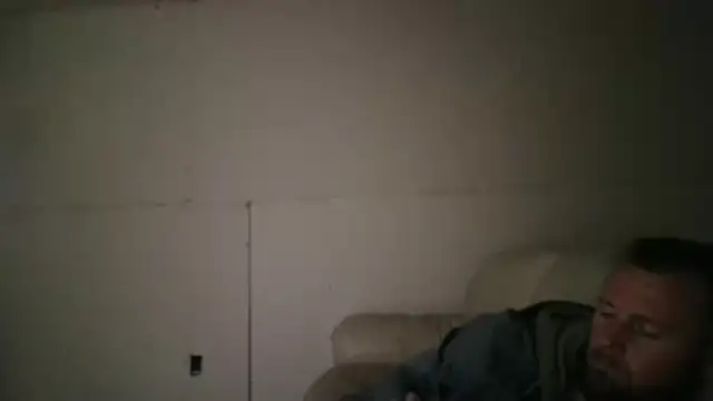 Snapshot of bjay1210 chatting on February 10, 9:57 am bjay1210 online show from February 10, 9:57 am