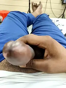 Snapshot of mumbia9lund chatting on January 14, 6:56 am mumbia9lund online show from January 14, 6:56 am