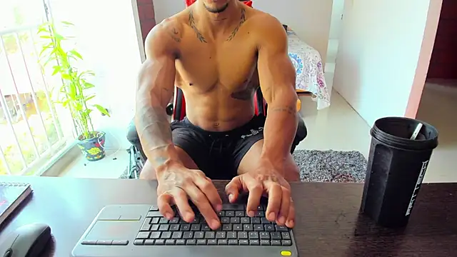 Snapshot of Adam_Valenciia chatting on September 21, 2:51 pm Adam Valenciia online show from September 21, 2:51 pm