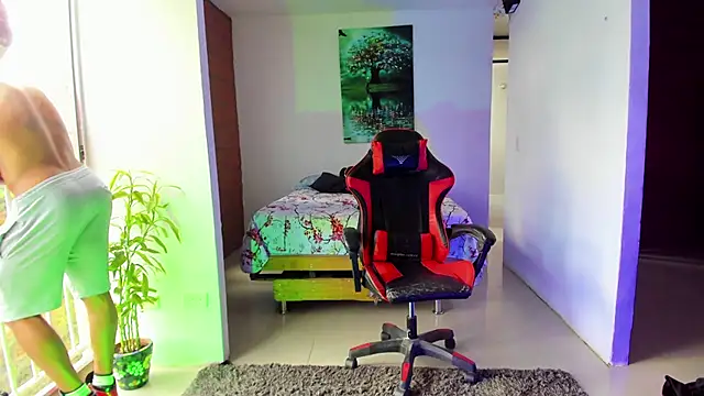 Snapshot of Adam_Valenciia chatting on October 4, 7:23 pm Adam Valenciia online show from October 4, 7:23 pm