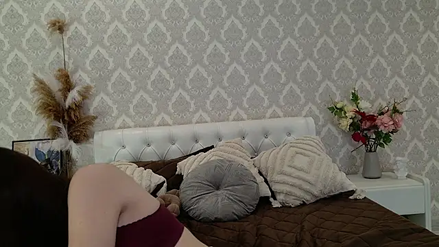 Snapshot of Nellie_Medina chatting on January 4, 4:55 am Nellie Medina online show from January 4, 4:55 am