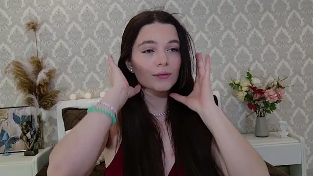 Snapshot of Nellie_Medina chatting on February 10, 10:30 pm Nellie Medina online show from February 10, 10:30 pm
