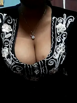 Snapshot of Hayna_G chatting on January 26, 4:09 pm Hayna G online show from January 26, 4:09 pm