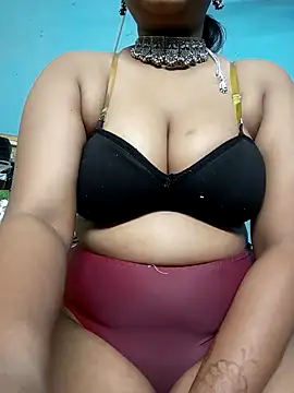 Snapshot of Hayna_G chatting on February 27, 5:34 am Hayna G online show from February 27, 5:34 am