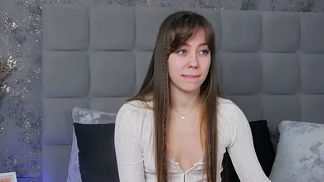 Snapshot of TheEmma chatting on February 28, 11:25 am TheEmma online show from February 28, 11:25 am