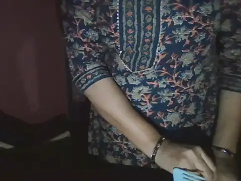 Snapshot of Hot-shanvi chatting on March 17, 5:05 pm Hot-shanvi online show from March 17, 5:05 pm