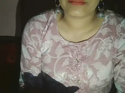 Snapshot of Hot-shanvi chatting on March 21, 6:55 pm Hot-shanvi online show from March 21, 6:55 pm