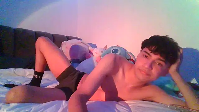 Snapshot of Calacran chatting on April 5, 7:38 am Calacran online show from April 5, 7:38 am