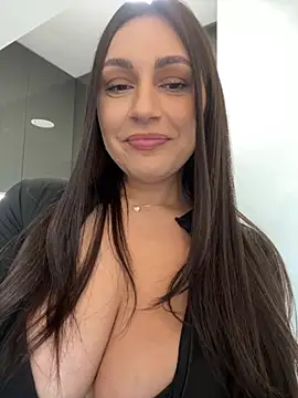 claraxjoyy online show from January 6, 7:42 am