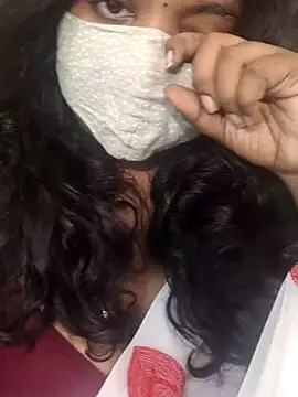 Snapshot of Rathi22 chatting on April 19, 4:12 am Rathi22 online show from April 19, 4:12 am