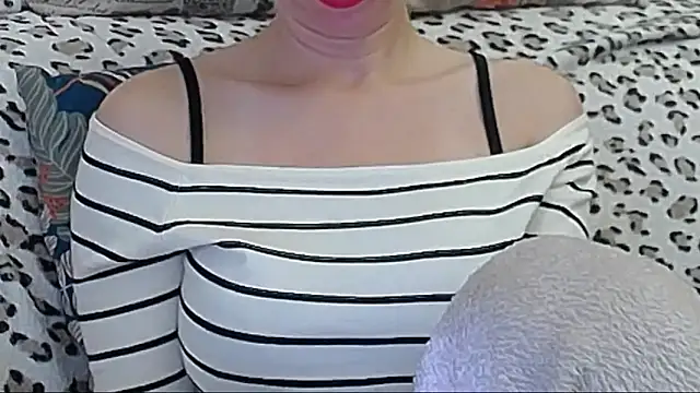 SquirtyEleanor online show from October 6, 7:28 am