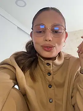 Snapshot of Anaruso chatting on March 22, 3:09 pm Anaruso online show from March 22, 3:09 pm
