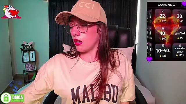 Qadesh Boix online show from October 21, 5:24 pm