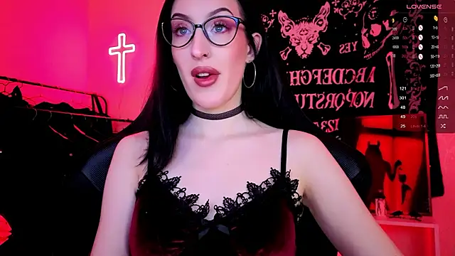 Miss Alice   online show from March 20, 2:27 am