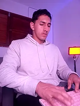 Joylopez fit online show from November 29, 9:12 am