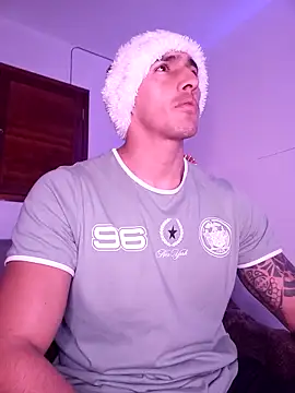 Joylopez fit online show from December 14, 3:06 pm