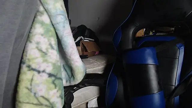 Snapshot of dominatingblacklove chatting on October 19, 8:48 am dominatingblacklove online show from October 19, 8:48 am