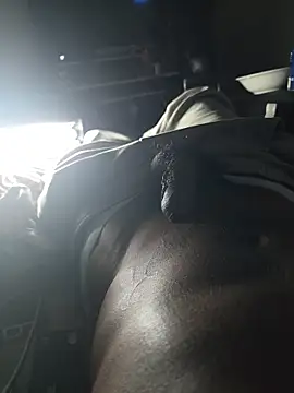 Snapshot of dominatingblacklove chatting on November 18, 9:58 am dominatingblacklove online show from November 18, 9:58 am