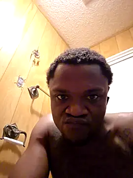 Snapshot of dominatingblacklove chatting on March 25, 12:49 am dominatingblacklove online show from March 25, 12:49 am