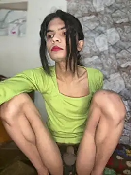 Snapshot of Enna_Zarza_ chatting on January 6, 6:06 am Enna Zarza online show from January 6, 6:06 am