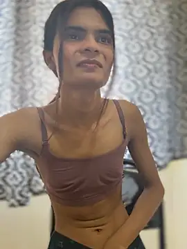 Snapshot of Enna_Zarza_ chatting on July 14, 6:40 am Enna Zarza online show from July 14, 6:40 am