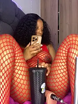 Snapshot of Thando04 chatting on October 6, 1:08 pm Thando04 online show from October 6, 1:08 pm