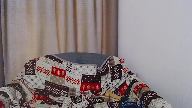 blaire  18 online show from January 3, 12:41 pm