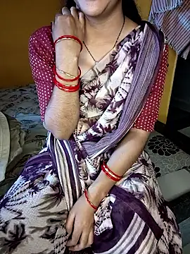 lovelygirl4567 online show from October 7, 5:15 am