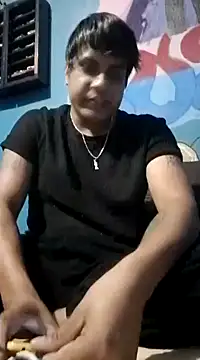 Snapshot of franco2580 chatting on December 30, 3:25 am franco2580 online show from December 30, 3:25 am