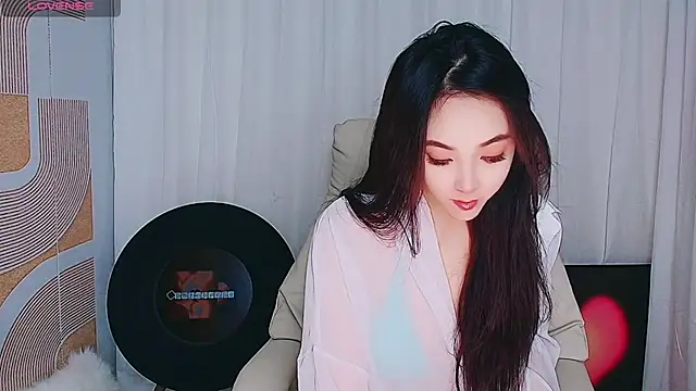 Snapshot of xiaotiantian-76 chatting on October 29, 12:46 am xiaotiantian-76 online show from October 29, 12:46 am