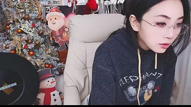 xiaotiantian-76 online show from December 19, 2:18 am