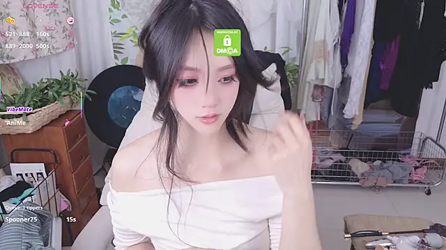 Snapshot of xiaotiantian-76 chatting on June 1, 2:08 pm xiaotiantian-76 online show from June 1, 2:08 pm
