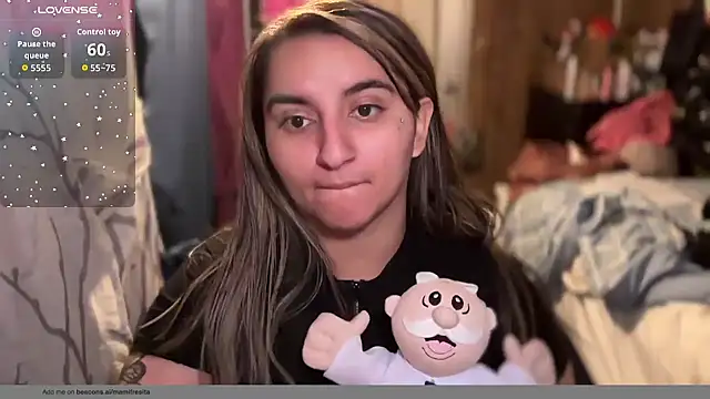 Snapshot of mamifresita chatting on January 7, 2:03 am mamifresita online show from January 7, 2:03 am