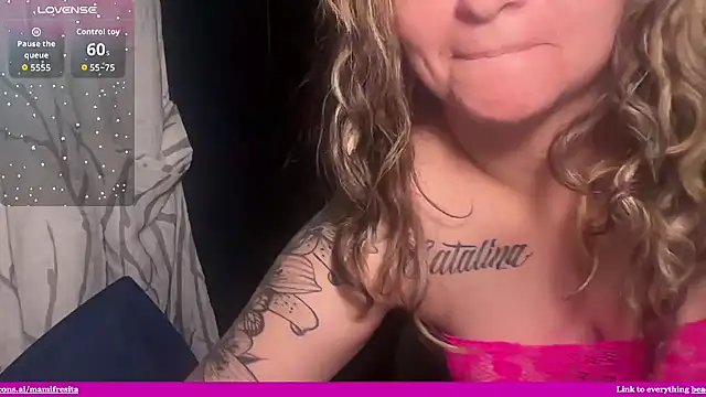 Snapshot of mamifresita chatting on January 16, 3:21 am mamifresita online show from January 16, 3:21 am