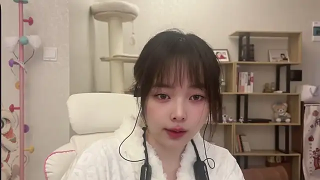 Chenjing0 online show from December 5, 4:21 am