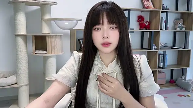 Chenjing0 online show from May 13, 7:39 am