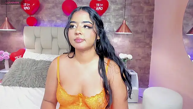 Snapshot of Scarlet_lace chatting on February 19, 2:01 am Scarlet lace online show from February 19, 2:01 am