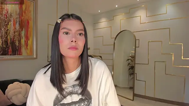 NiaSalvatore online show from February 28, 2:34 am