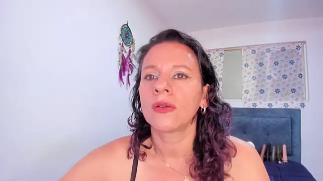 sofi saliva2511 online show from May 9, 6:35 pm